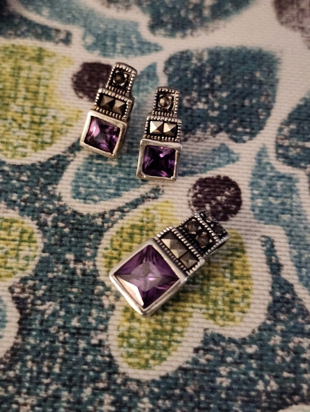Art Deco Elegant Sterling Silver Earrings And Pendant W/ Marcasite And Amethyst